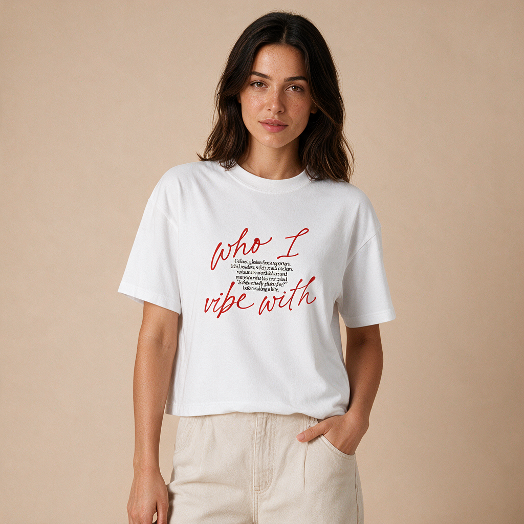 Who I Vibe With – Damen Boxy Fit – Mockup